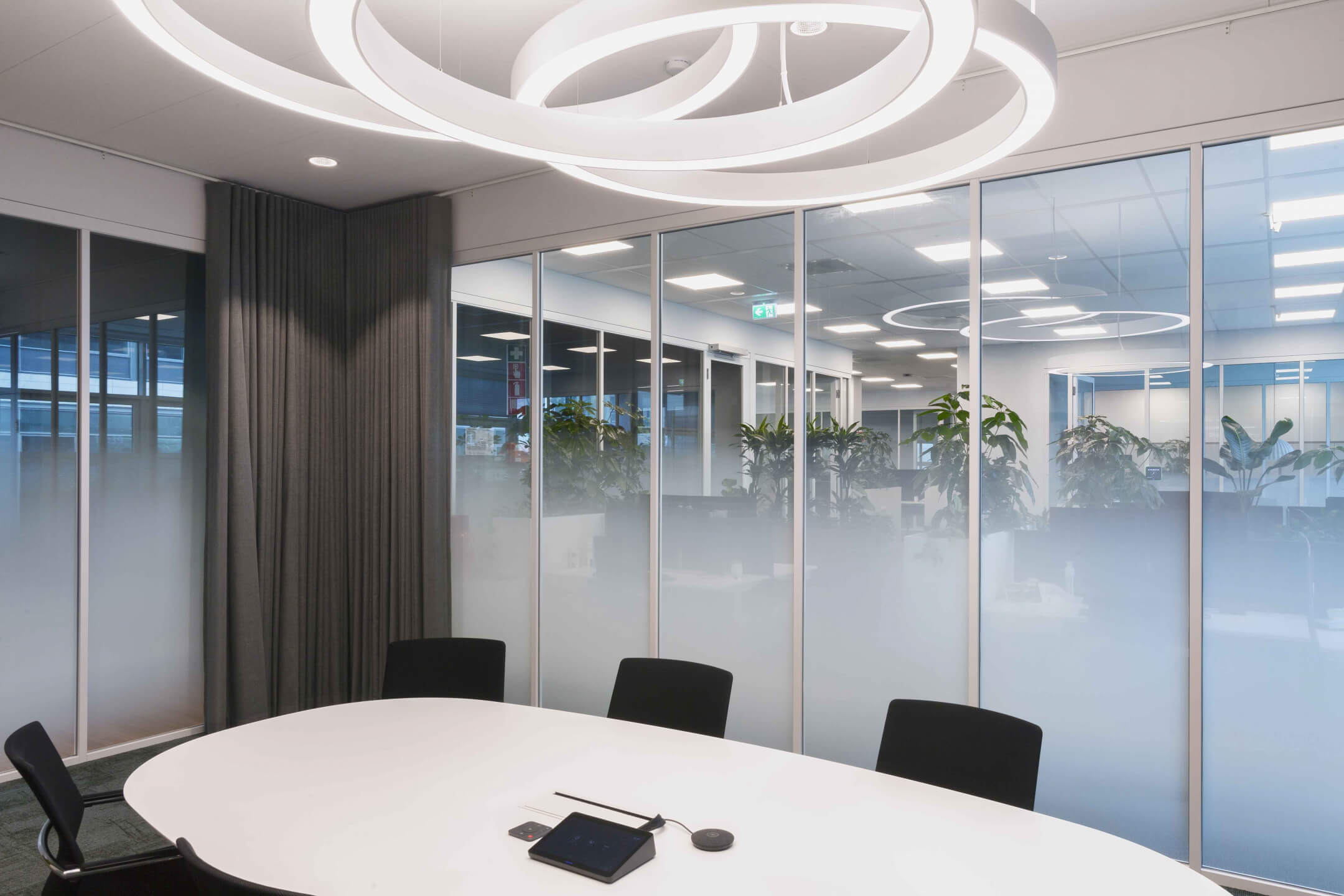 SHV Energy headquarters in Hoofddorp by Apto Architects: sustainable office with biophilic interior and circular materials