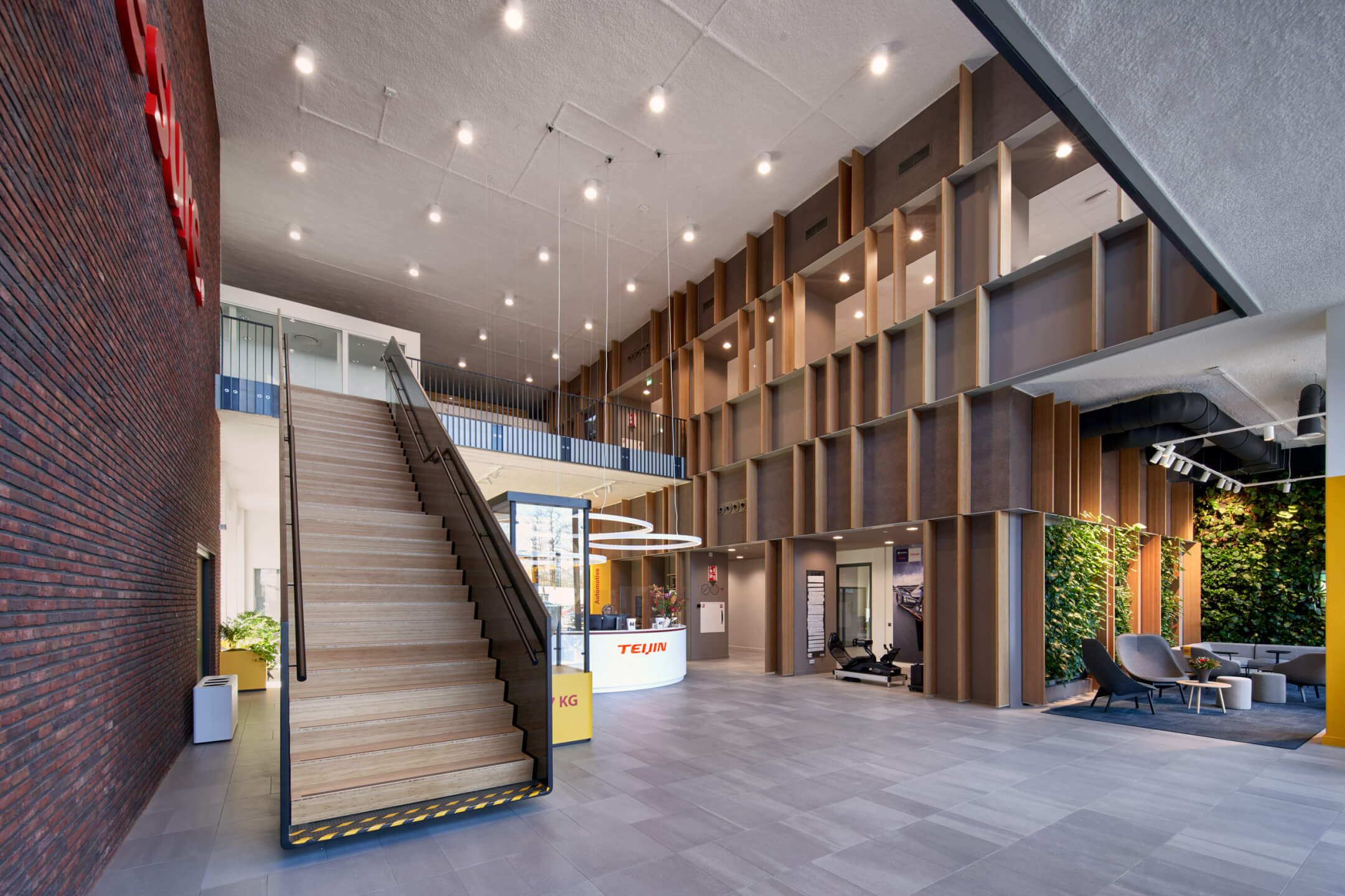 Former Teijin Aramid lab in Arnhem transformed into a 6,000 m² innovative workspace.