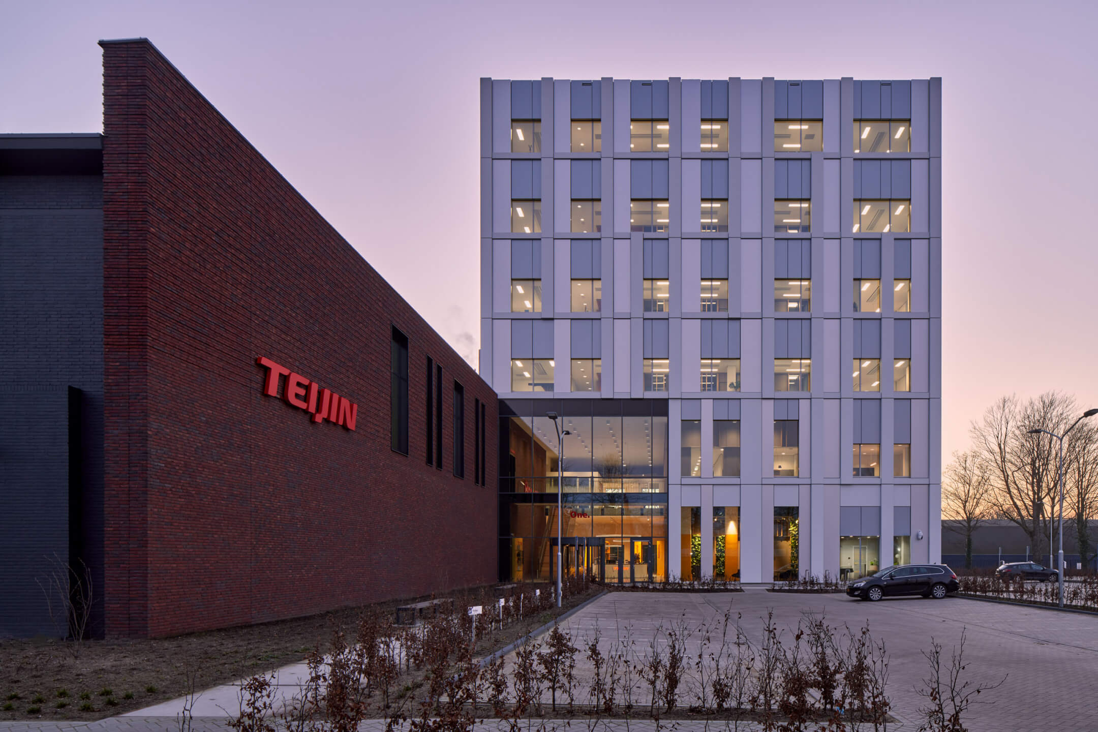 Former Teijin Aramid lab in Arnhem transformed into a 6,000 m² innovative workspace.