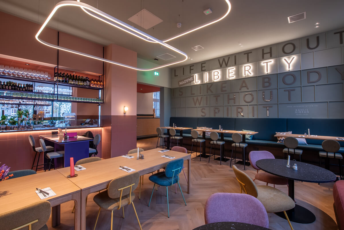 The Rebyl in Nijmegen: Apto Architects transformed a 1922 girls’ school into a 7,500 m² modern hotel with elegant interiors.