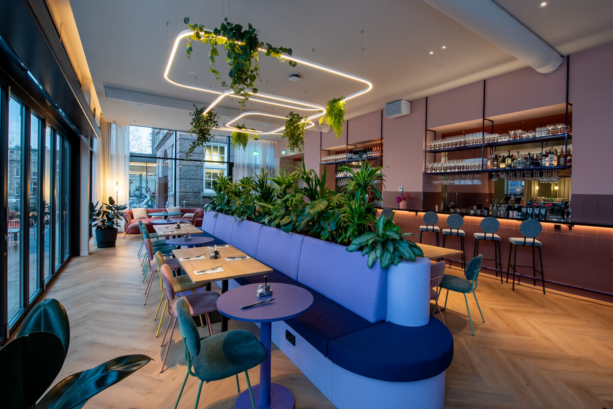 The Rebyl in Nijmegen: Apto Architects transformed a 1922 girls’ school into a 7,500 m² modern hotel with elegant interiors.