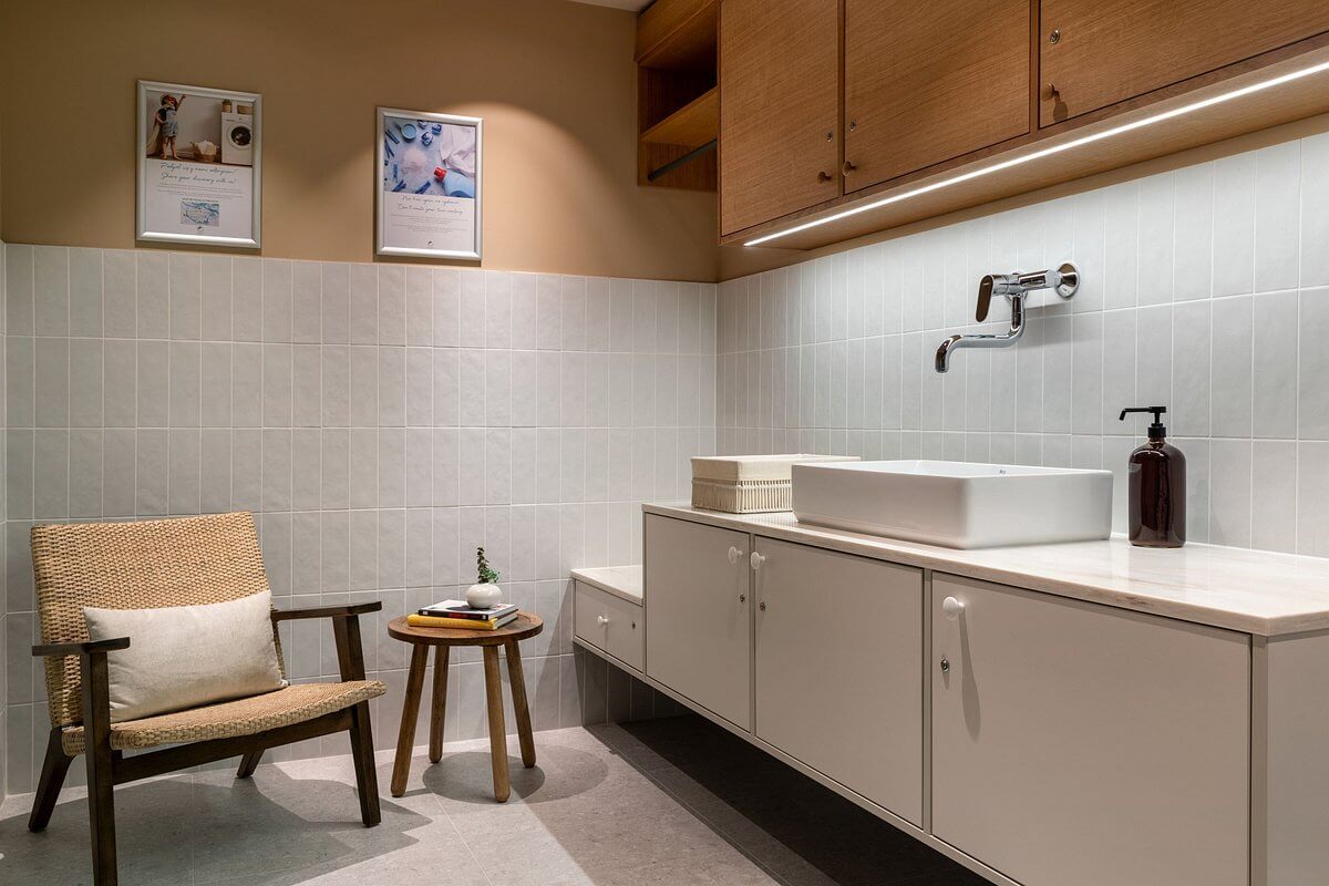 Element by Westin in Wroclaw: Apto Architects' design of a 1,000 m² hotel offering flexible, self-serviced extended stays.